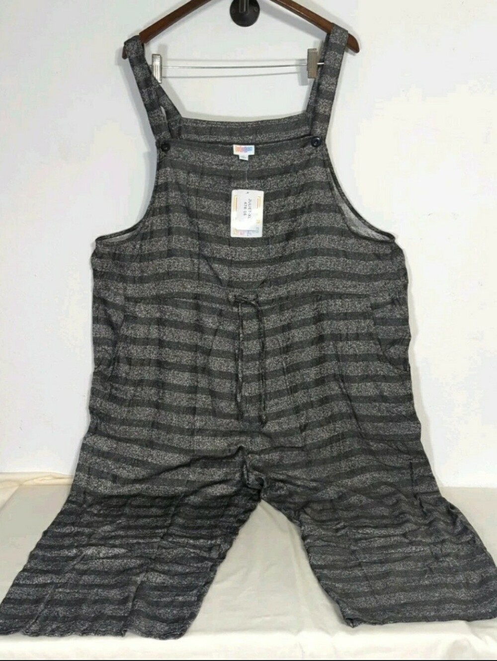 NEW Lularoe Juliet Jumpsuit/Romper Chambray Collection Charcoal Gray Stripe XL